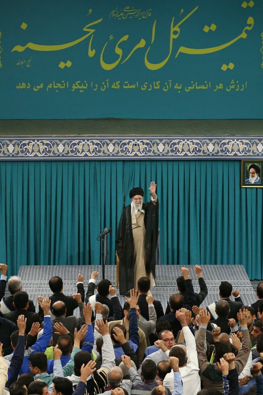 تأکید رهبر انقلاب بر نقش شهید رئیسی در بازگشت کارخانه‌های تعطیل به فعالیت