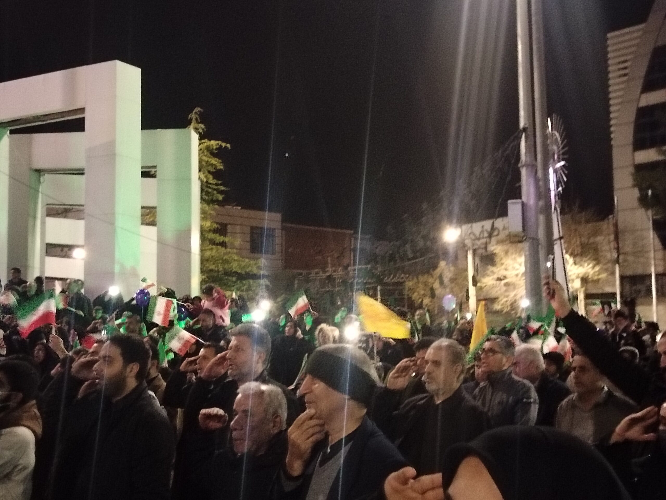مشتهای گرهکردهی ایلامی: دندانهای فتنه دشمن در چهارشنبهسوری شکست
