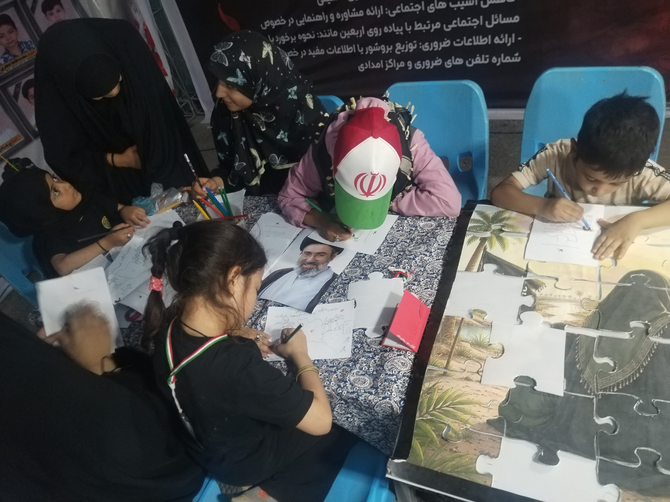 فرشتگان سفید در مرز مهران؛ مربیان کانون پرورش در خدمت کودکان زائر